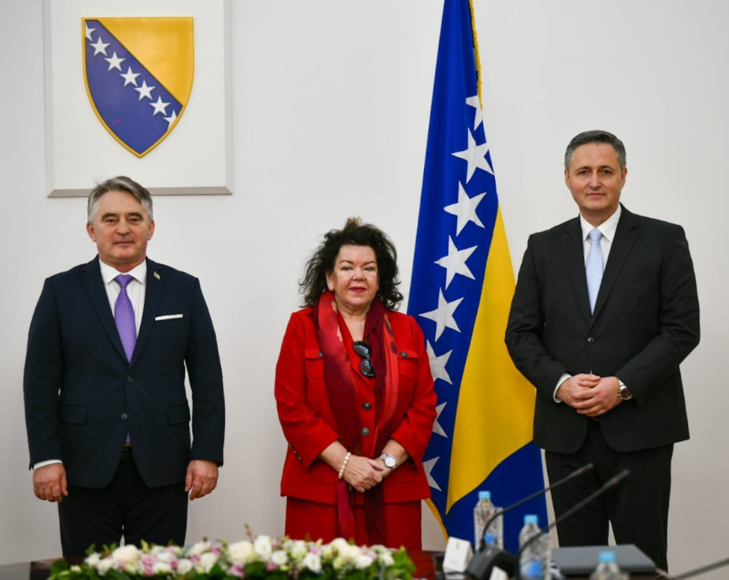 London uz Sarajevo: Britanci apeluju da BiH iskoristi trenutak