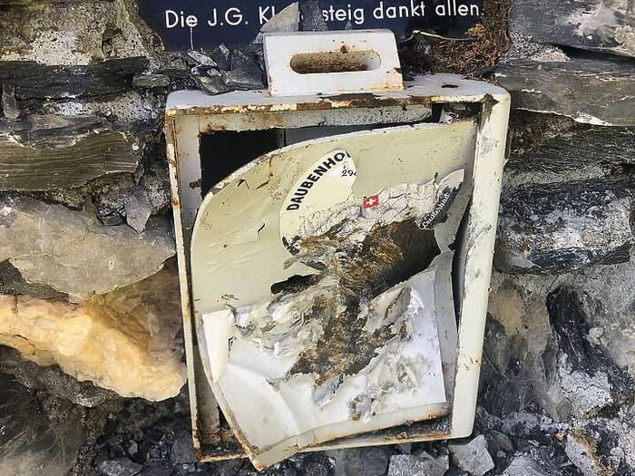 Lopovi se popeli na 2350 m visok vrh kako bi ukrali kutiju za donacije