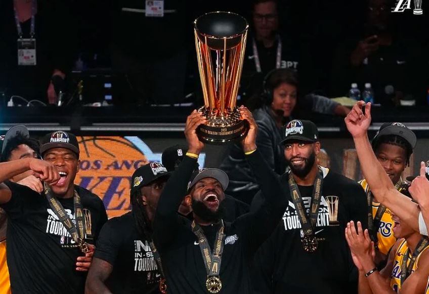 Los Angeles Lakersi osvajači prvog NBA Kupa