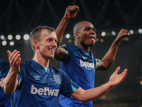 Loša noć za Arsenal i Tottenham, nastavlja se drama u PL