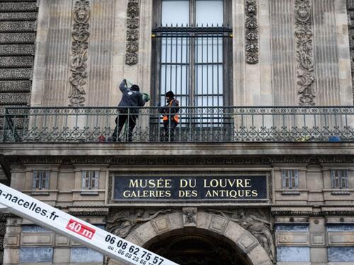 Louvre pooštrava sigurnost nakon velike pljačke