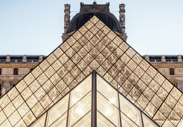 Louvre zatvoren zbog nereda u Parizu i protesta studenata