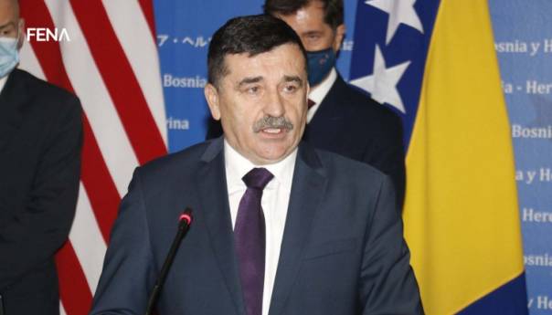 Lovrinović: Mislim da BiH treba dobiti kandidatski status