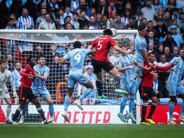 Ludilo na Wembleyu: Manchester United se spasio bruke protiv drugoligaša
