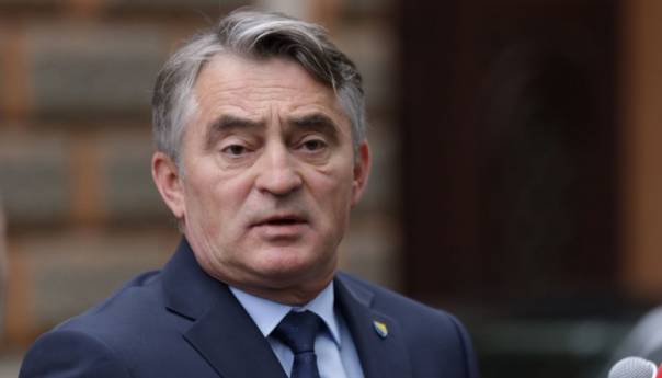 Ludilo traje dok Dodik ne bude zaustavljen ili uzme pravu terapiju