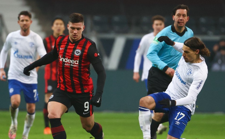 Luka Jović dvostruki strijelac za Eintrachta u povratničkom meču