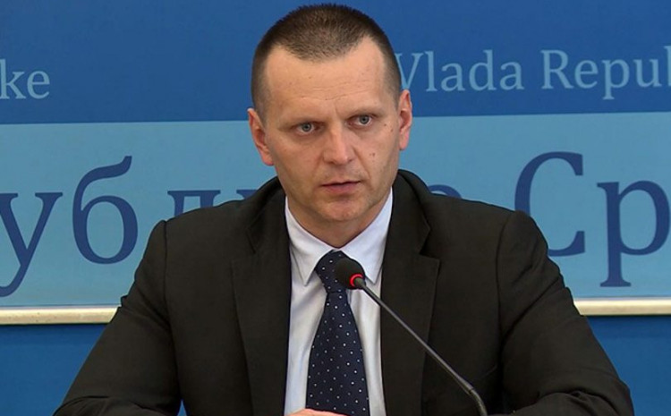 Lukač: Vraćanje nadležnosti bez upotrebe sile