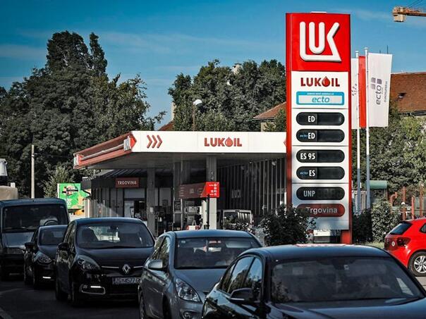Lukoil prodaje svu svoju imovinu izvan Rusije