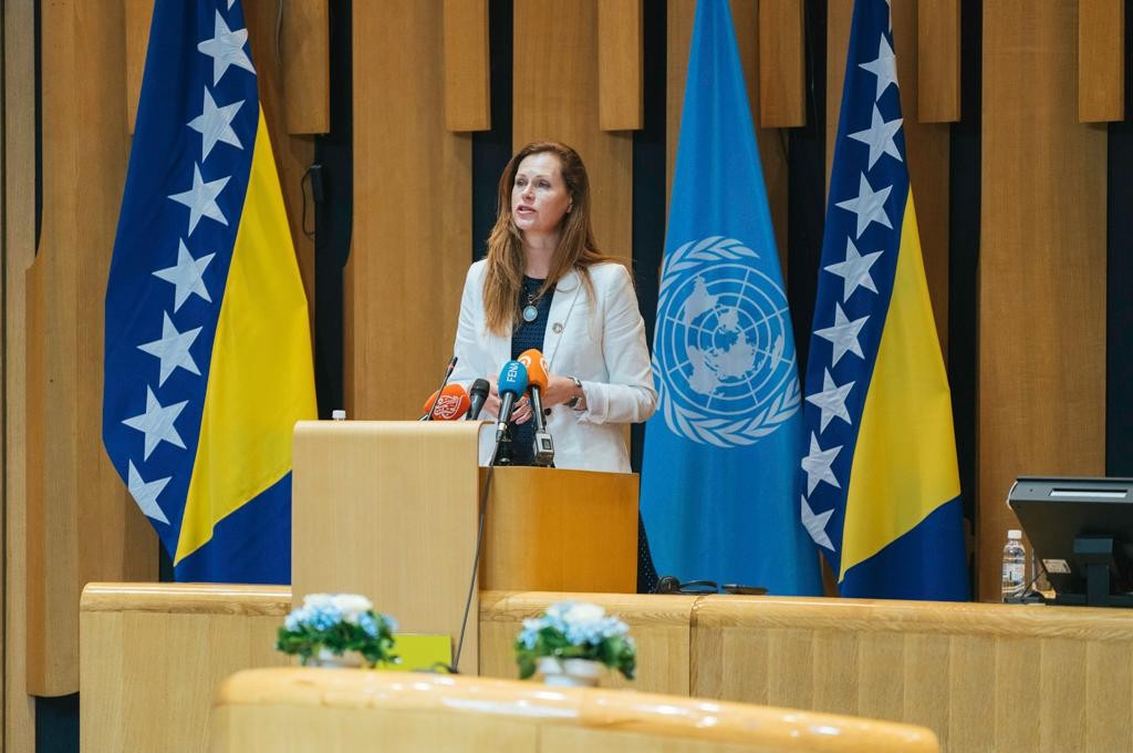 Macdonald: Zastanite, razmislite i osigurajte da se vaš glas čuje