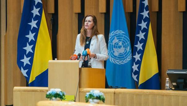 Macdonald: Zastanite, razmislite i osigurajte da se vaš glas čuje