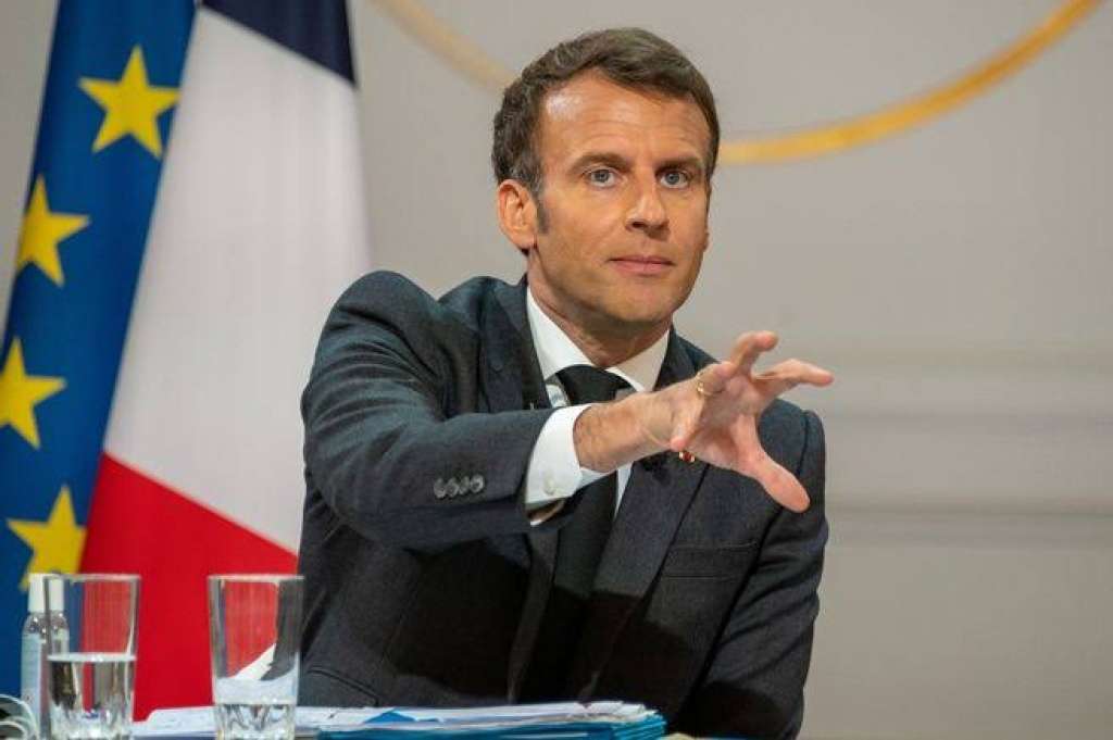 Macron brani novi zakon o migracijama
