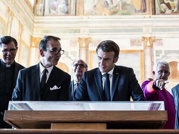 Macron će ići na Papinu misu: Idem kao predsjednik države, a ne katolik