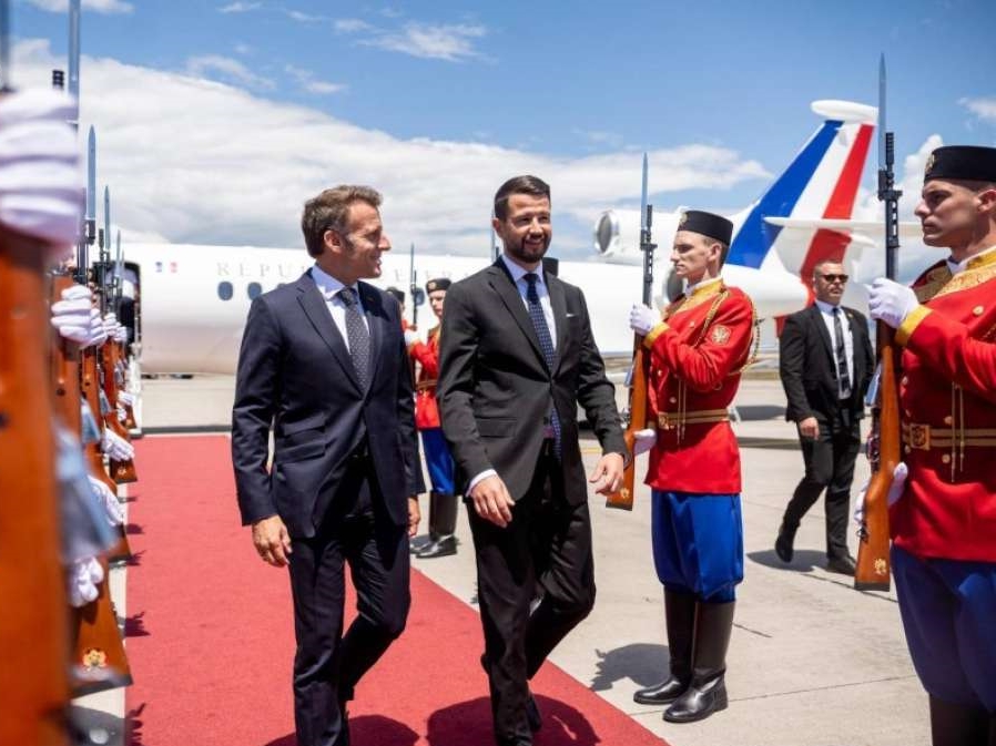 Macron doputovao u službenu posjetu Crnoj Gori