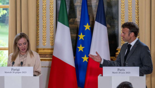 Macron i Meloni obećavaju da će raditi zajedno nakon tenzija