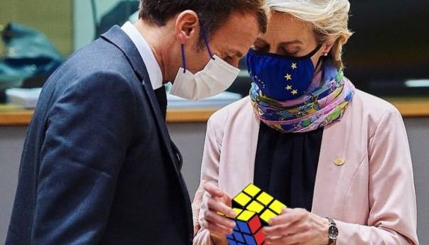 Macron i von der Leyen pozivaju na prestanak nasilja u Kazahstanu