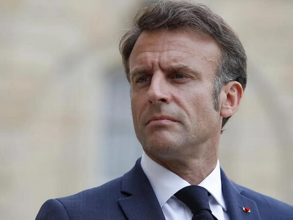Macron naredio povlačenje vojske i ambasadora iz Nigera
