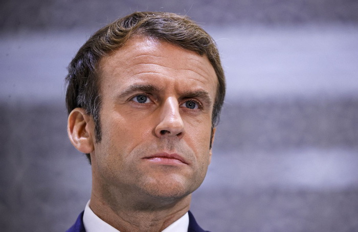 Macron: Narod Izraela sretan je što ima Lapida kao novog premijera