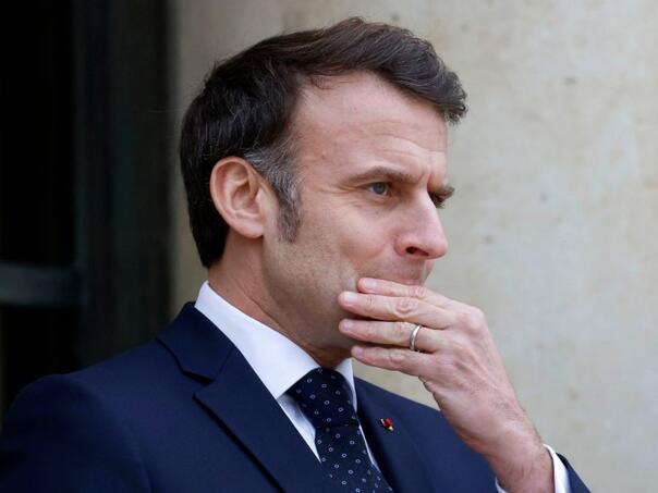 Macron nazvao Trumpove carine "brutalnim i neutemeljenim"