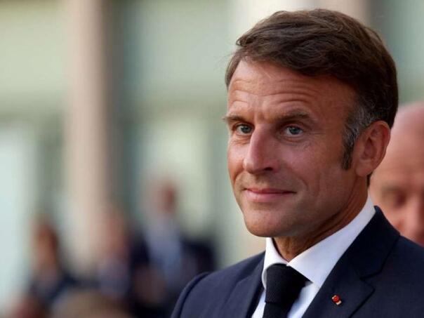 Macron obišao ukrajinske trupe koje se u Francuskoj obučavaju za rat s Rusijom