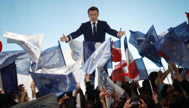 Macron održao skup u Marseilleu, prikuplja podršku uoči obračuna s Le Pen