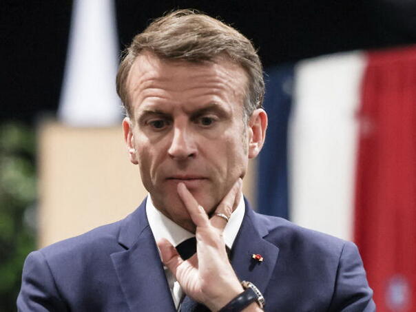Macron: Pala je barbarska država