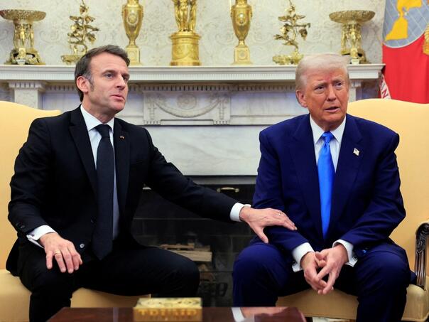 Macron pozvao Trumpa da povuče odluku o carinama