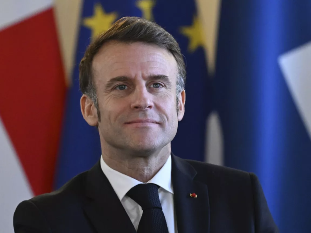Macron: Putin ne može biti mirotvorac dok vodi rat u Ukrajini