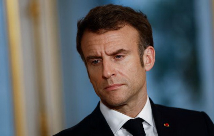 Macron: Rusija je dozvolila i podstakla ratne zločine u Ukrajini