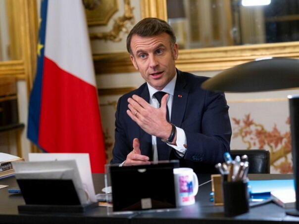 Macron: Samo Zelenski može u ime Ukrajine pregovarati s Rusijom