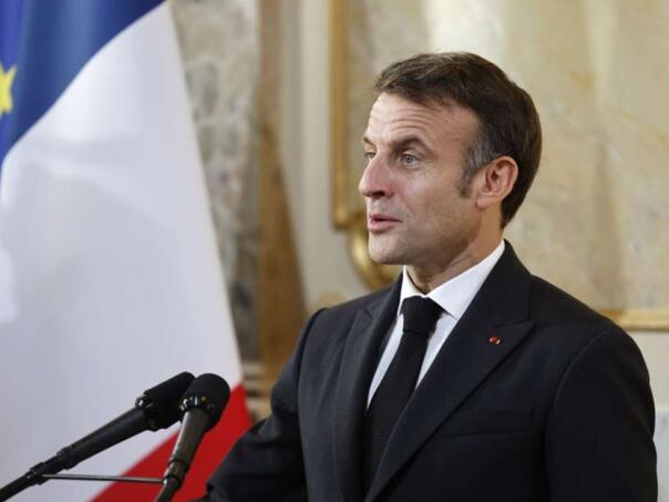 Macron sazvao krizni sastanak zbog masovnih protesta