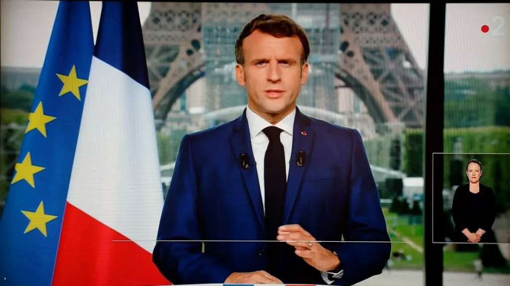 Macron se sastao s papom Franjom u Vatikanu