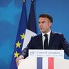 Macron traži potpunu zabranu društvenih mreža za mlađe od 15 godina