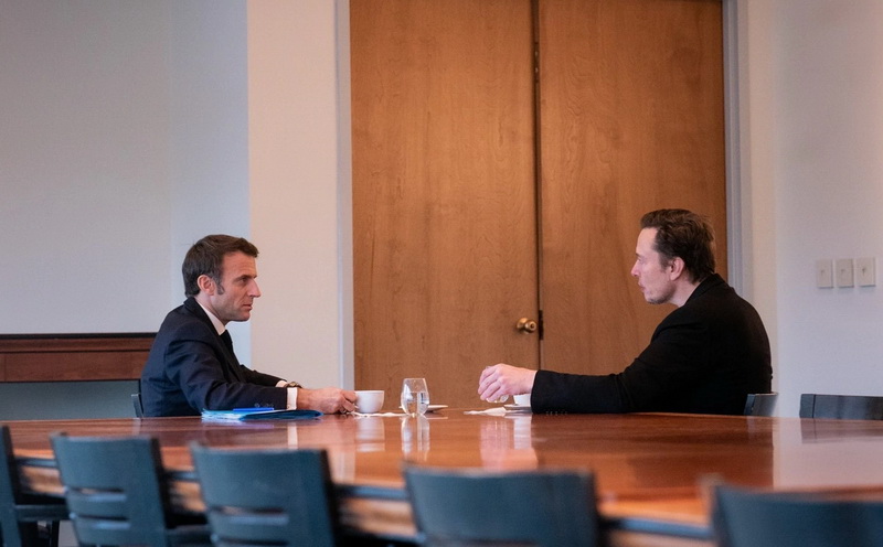 Macron: Twitter će se boriti protiv ekstremističkog sadržaja