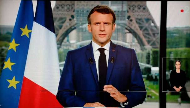 Macron zagovara dijalog s Rusijom o ukrajinskoj krizi