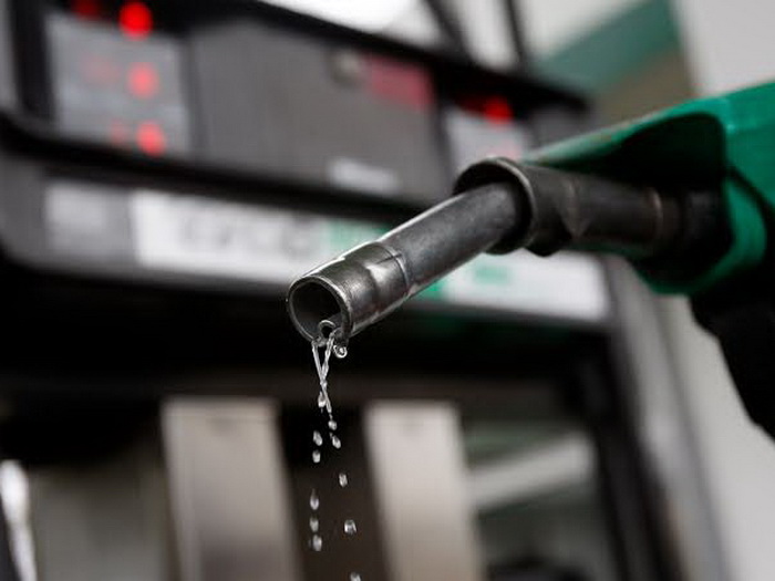 Mađarska isplaćuje novčanu pomoć vozačima automobila na dizel