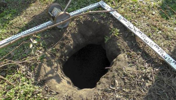 Mađarska policija otkrila tunel ispod granice sa Srbijom