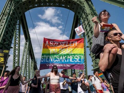 Mađarska uskoro zabranjuje javna okupljanja LGBT osoba?