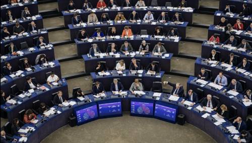 Mađarska usvojila rezoluciju kojom poziva EU da prizna "kršćanske korjene Evrope"