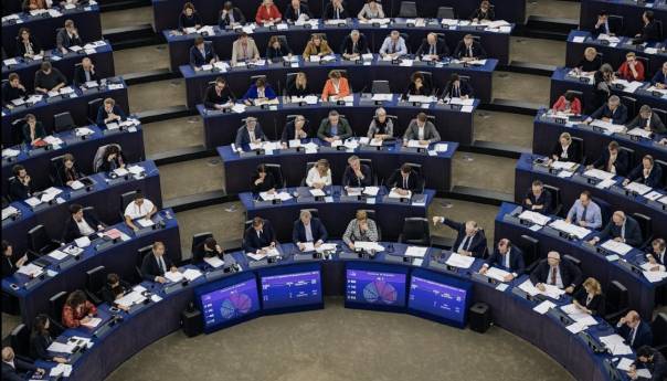 Mađarska usvojila rezoluciju kojom poziva EU da prizna "kršćanske korjene Evrope"