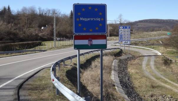 Mađarska zatvorila granice za strane državljane