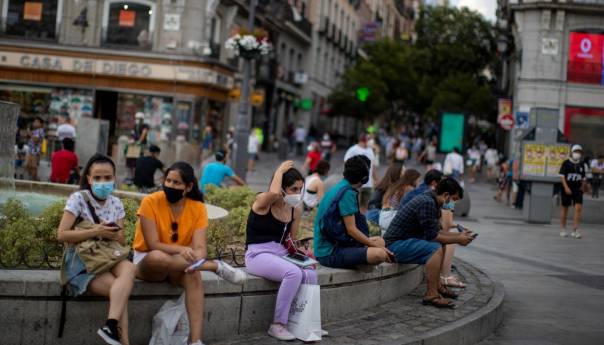 Madrid uvodi restriktivne mjere u kvartovima s bržim širenjem virusa