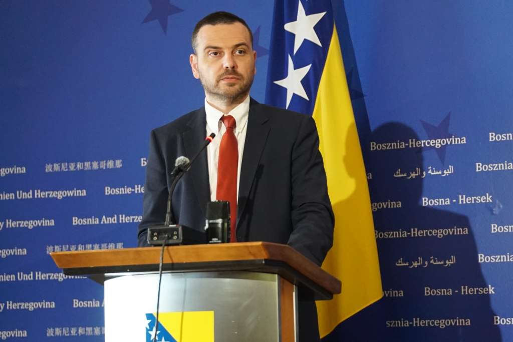 Magazinović: Nekome odgovara da raste dug prema Viaductu