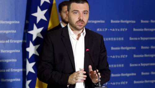 Magazinović o Izbornom zakonu: Šokantna uloga Sattlera