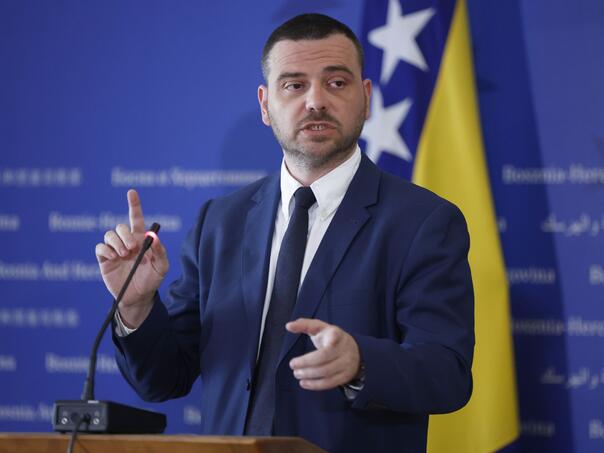 Magazinović pokrenuo inicijativu za ukidanje PDV-a na donirane lijekove