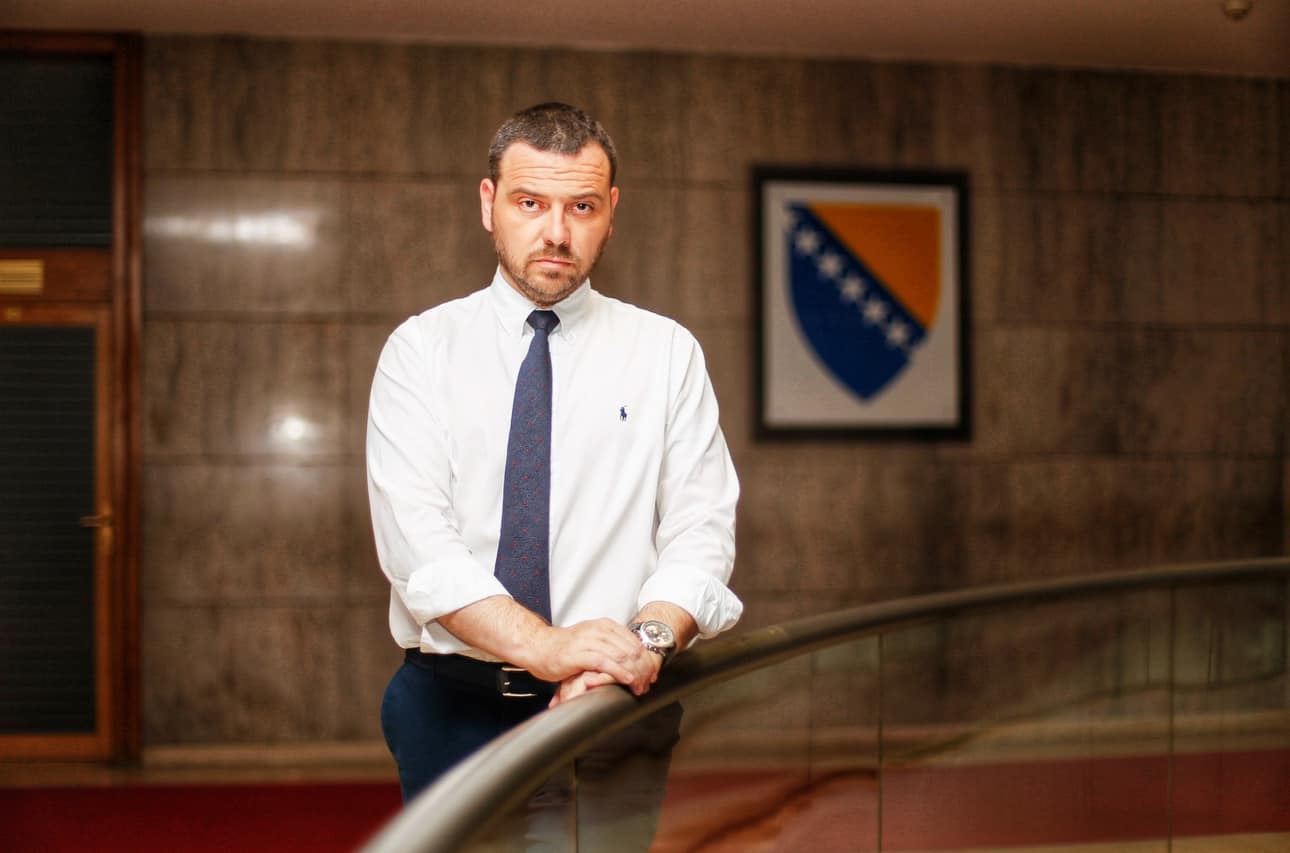 Magazinović: Razbacivanje naoružanjem po ulici nije bezazleno