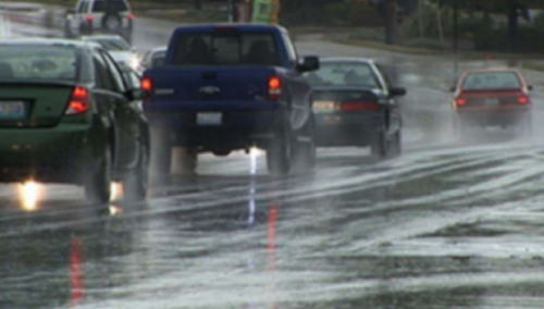 Magla i niska oblačnost smanjuju vidljivost na pojedinim dionicama