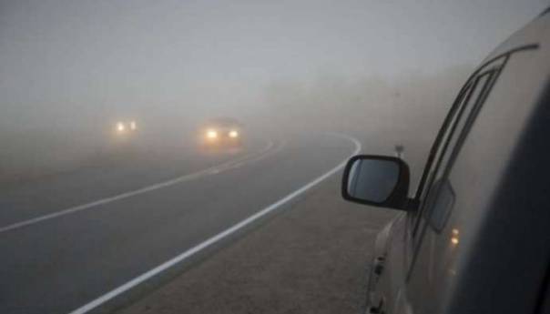 Magla na dionicama uz rijeke, te u dijelovima Sarajeva