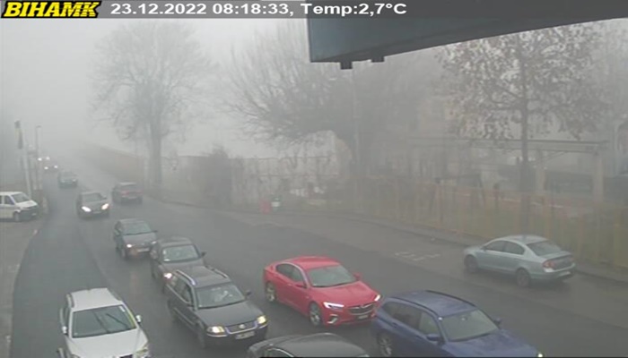 Magla smanjuje vidljivost, pojačan promet vozila na graničnim prijelazima