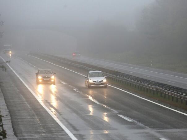Magla stvara probleme na bh. cestama, upozorenje i za poledicu