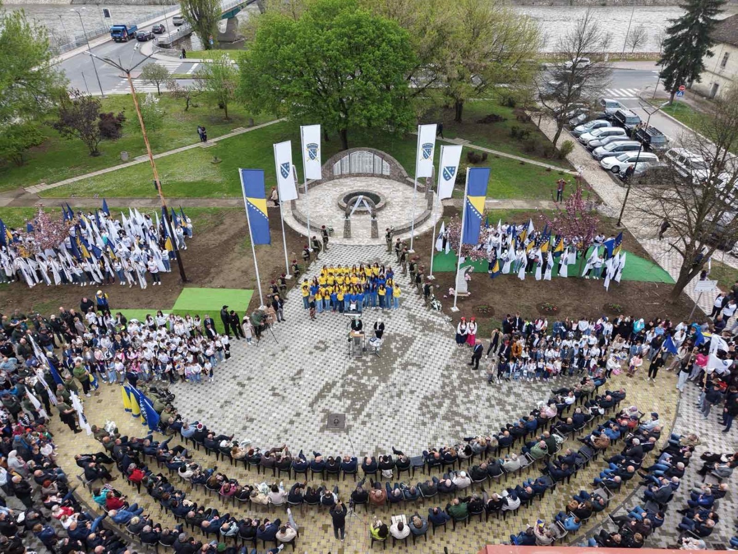Maglaj obilježio Dan Armije RBiH: Otvoreno spomen-obilježje šehidima i poginulim braniocima
